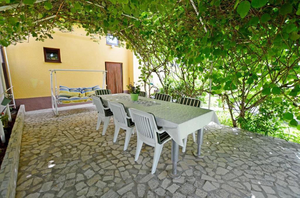 Apartment Karolina - Green Oasis Pula Zewnętrze zdjęcie