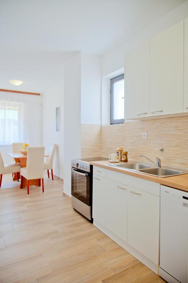 Apartment Karolina - Green Oasis Pula Zewnętrze zdjęcie